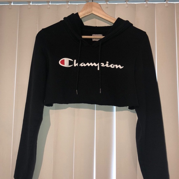 champion black cropped hoodie